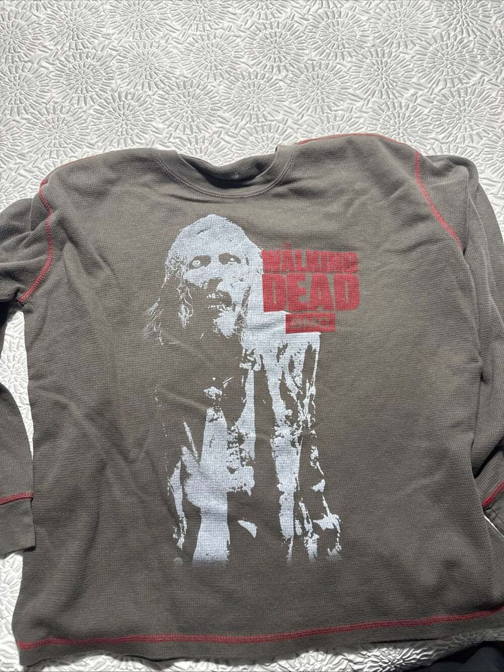 AMC The Walking Dead Thermal Long Sleeve Graphic Shirt Grey Red Trim XXL